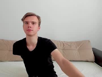 yueslang naked men live cam show