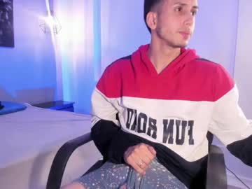 zack_isback naked man live cam