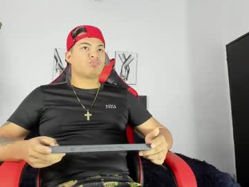 menchats / menchat: zaider_cumsex