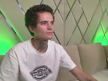 zero_code naked men live cam show